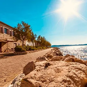 Vintage Apartment Bibinje