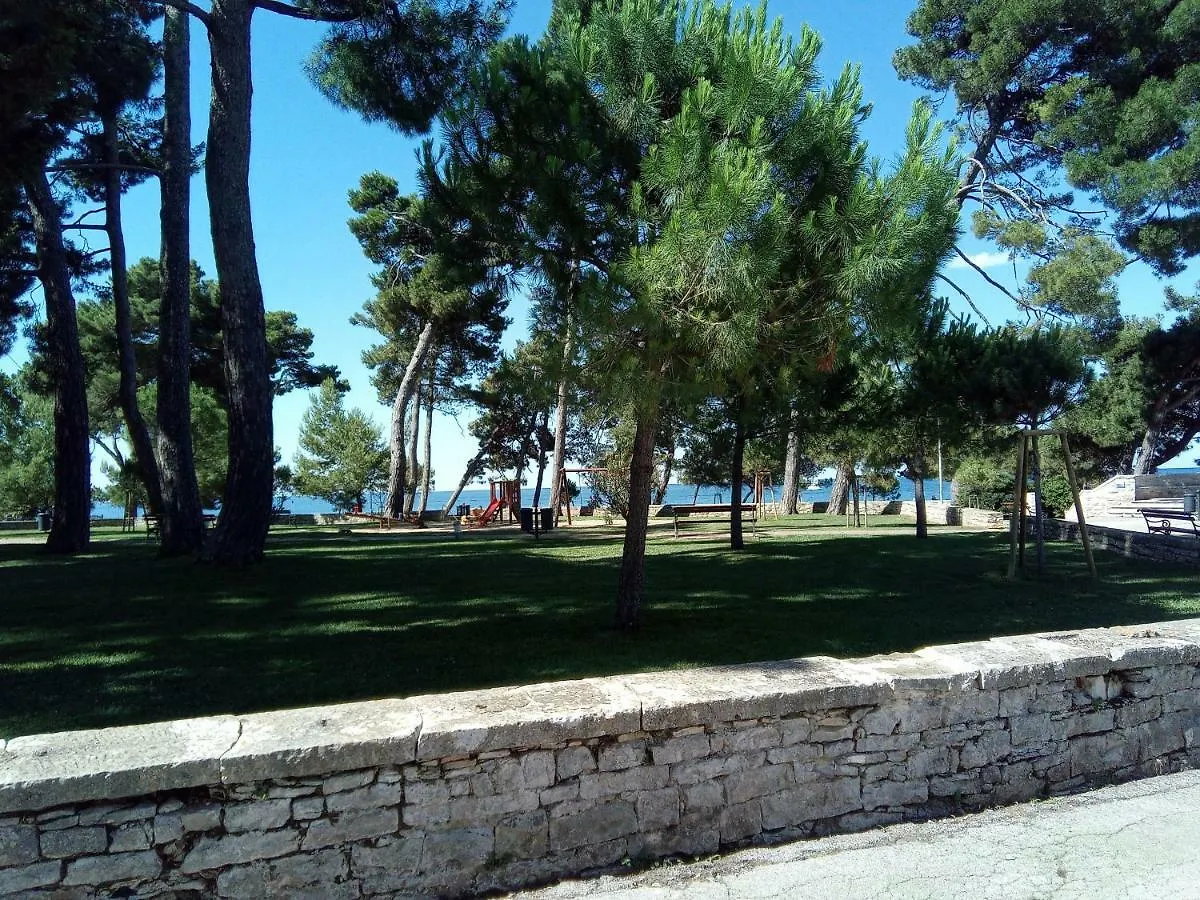 Apartment Skipper Suites Novigrad  Croatia