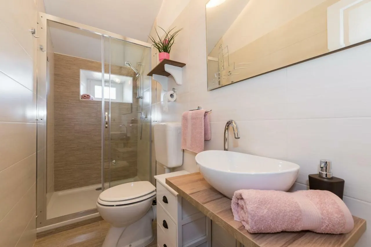 Skipper Suites Novigrad  0*, Novigrad (Istria)