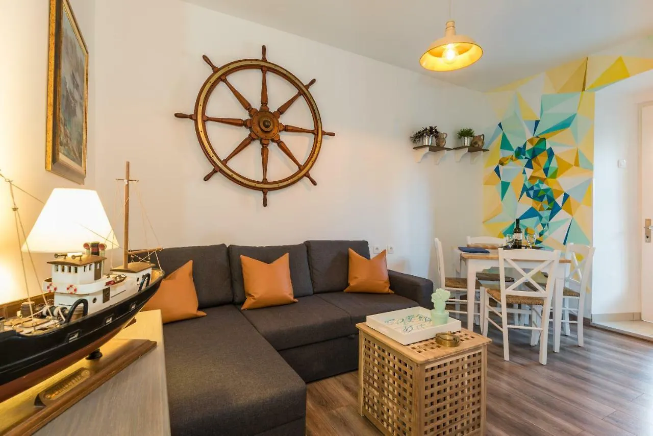 Skipper Suites Novigrad  Croatia